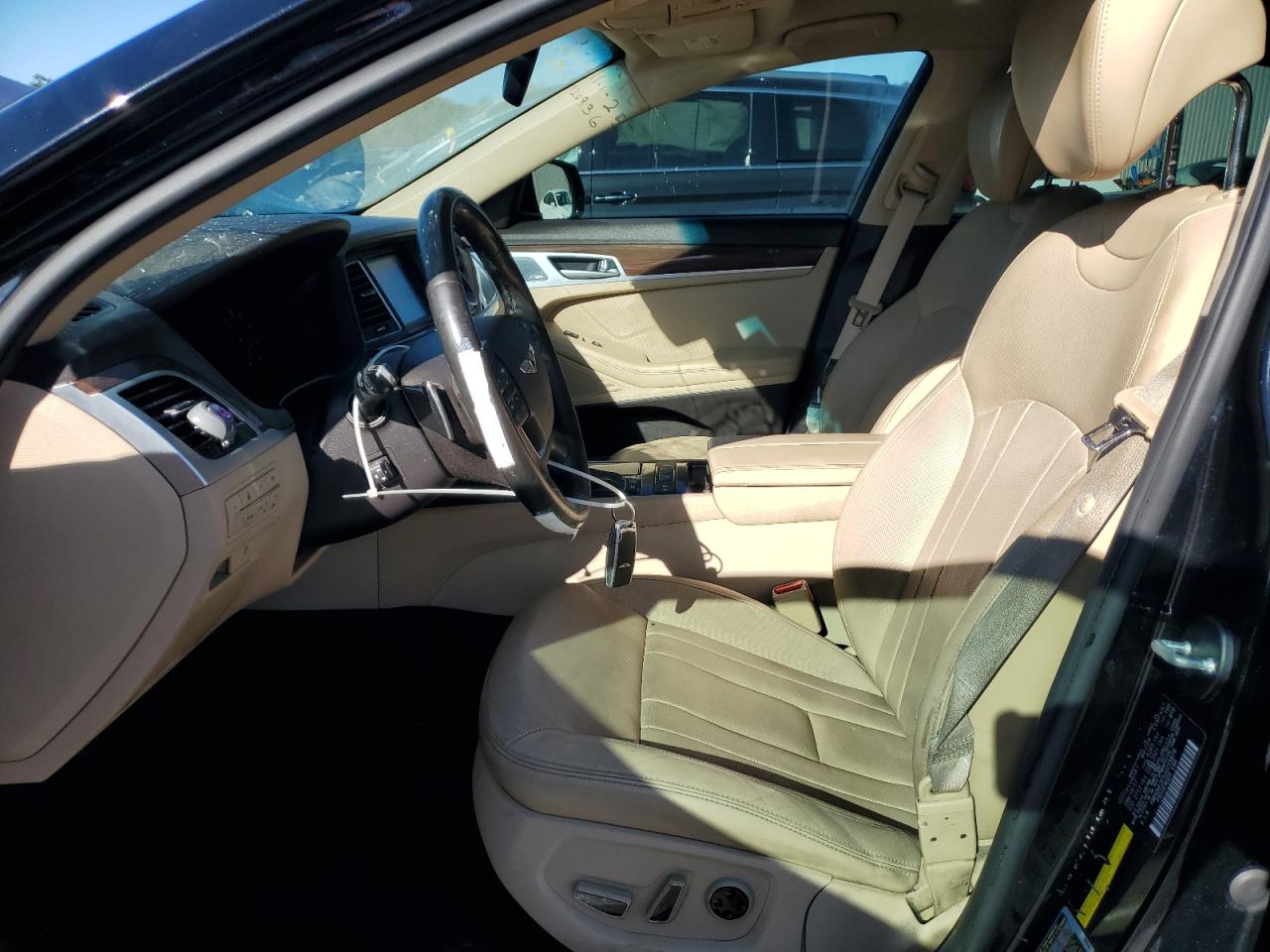 2018 Genesis G80 Base VIN: KMHGN4JE5JU215879 Lot: 91360695