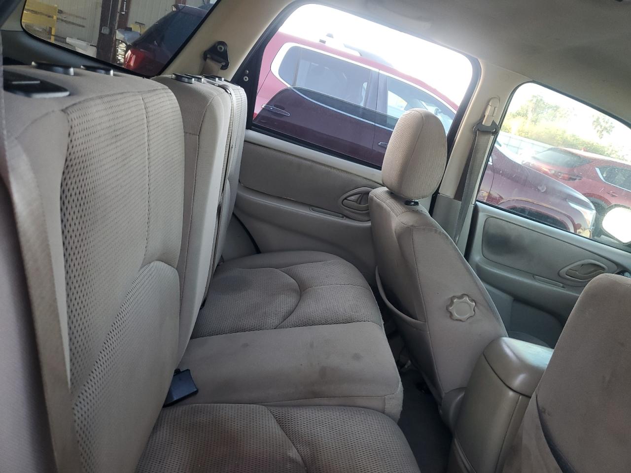 2005 Mazda Tribute S VIN: 4F2YZ04135KM00884 Lot: 91408905