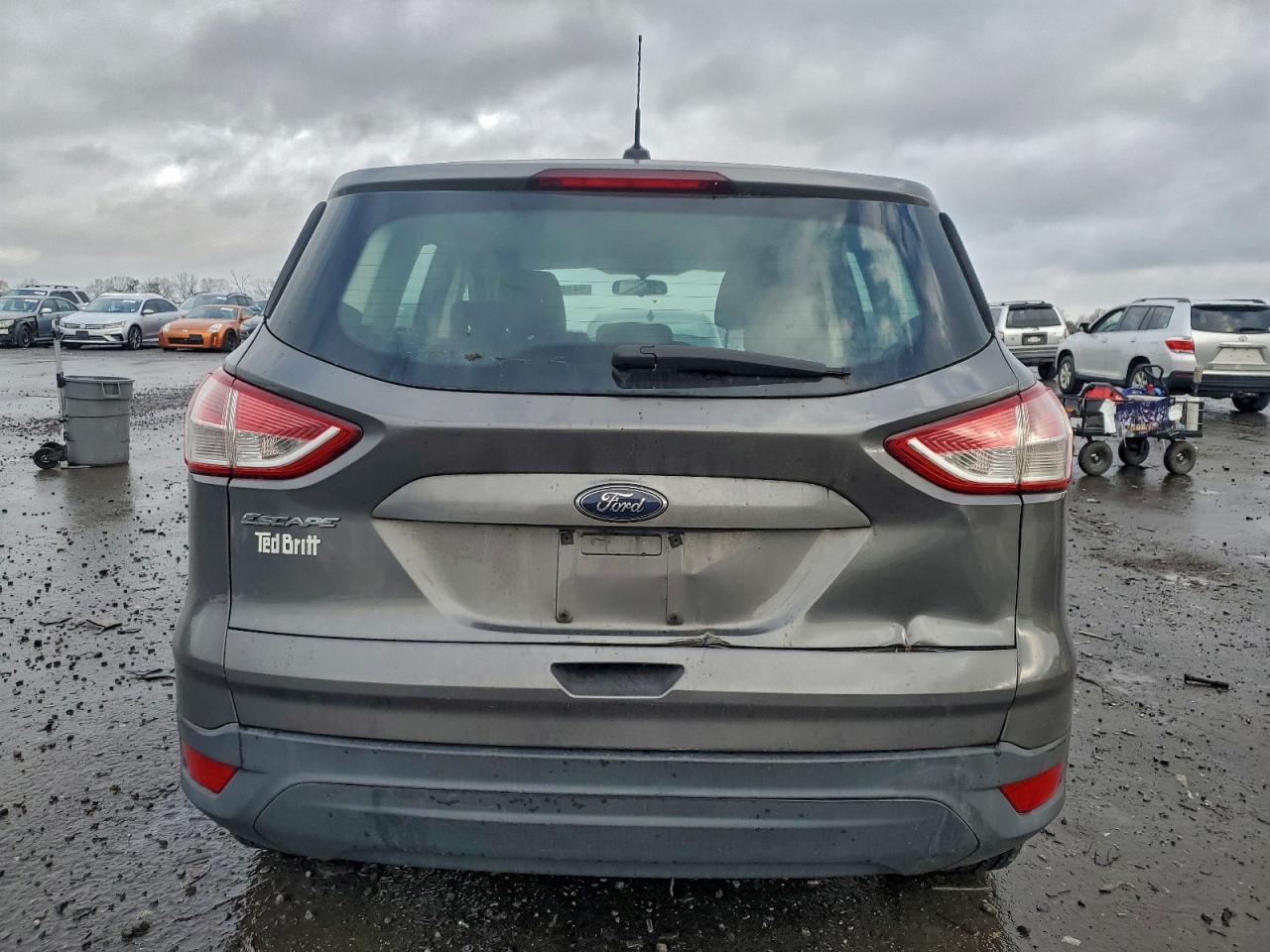 2013 Ford Escape S VIN: 1FMCU0F73DUB06376 Lot: 94561195