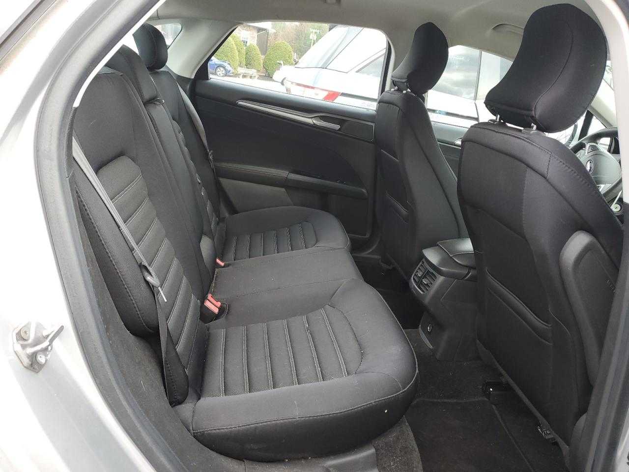 2015 Ford Fusion Se VIN: 3FA6P0H74FR207559 Lot: 92699245