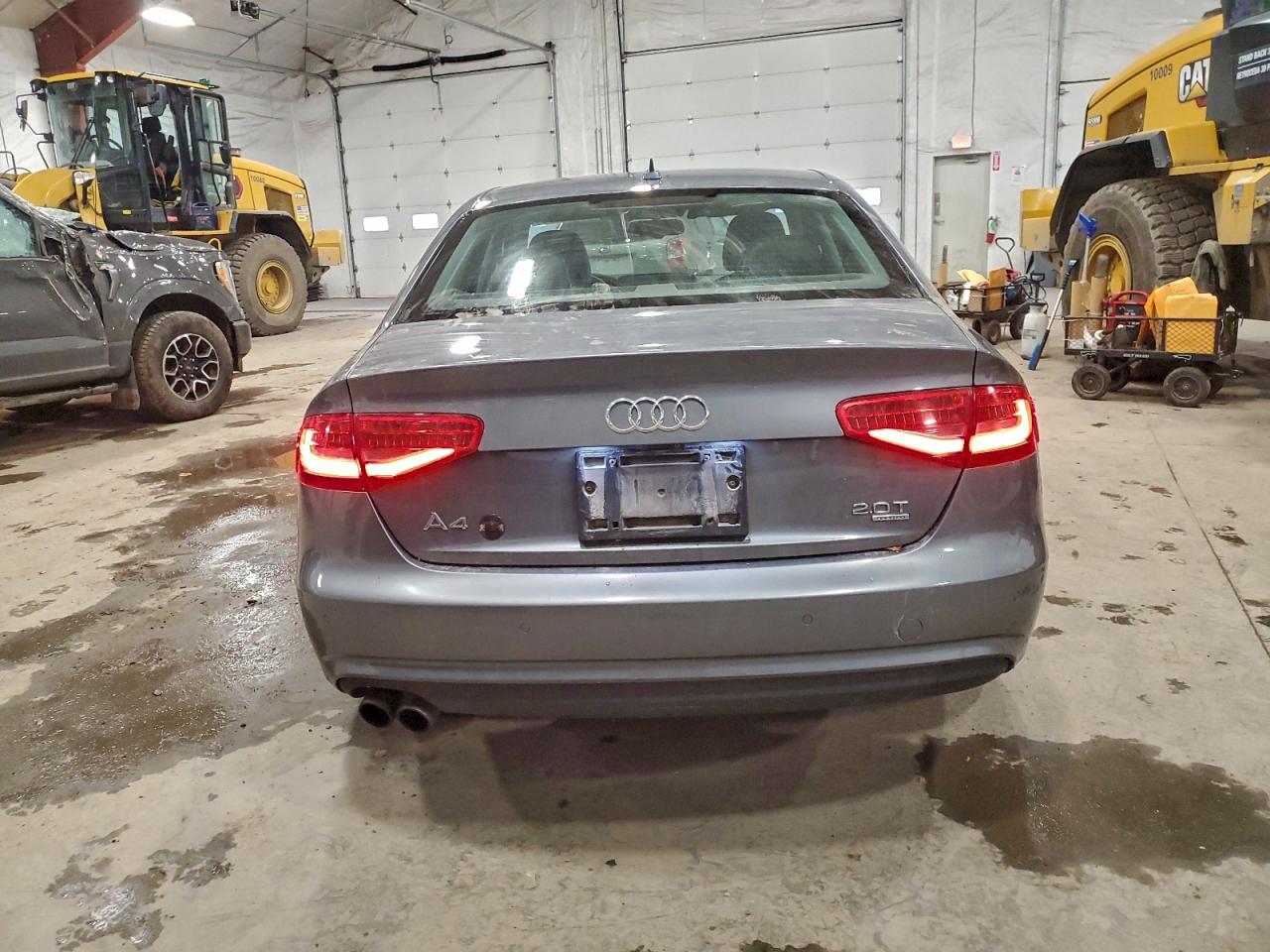2013 Audi A4 Premium Plus VIN: WAUFFAFL6DN033056 Lot: 90562265