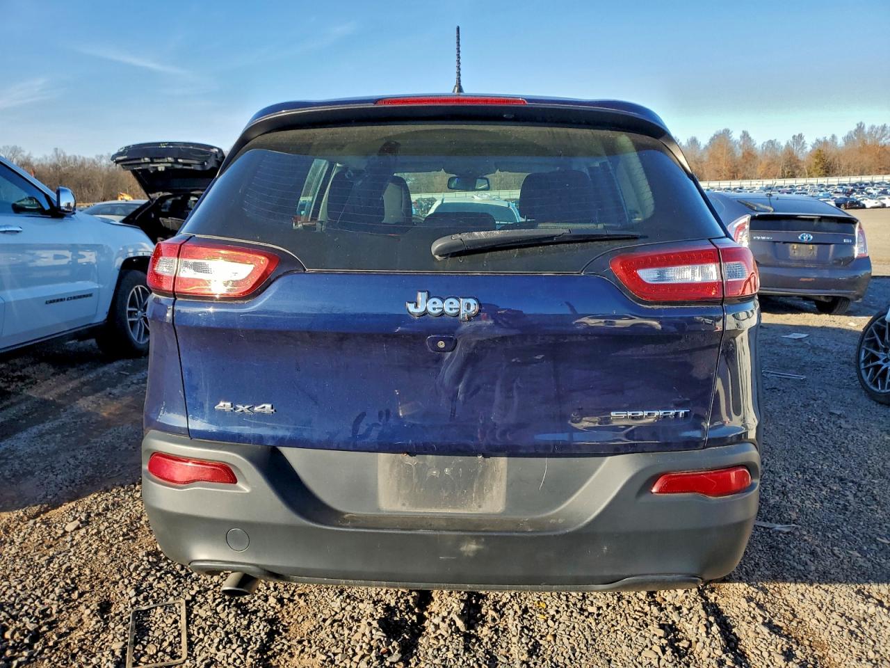 2015 Jeep Cherokee Sport VIN: 1C4PJMAB0FW769414 Lot: 93855365