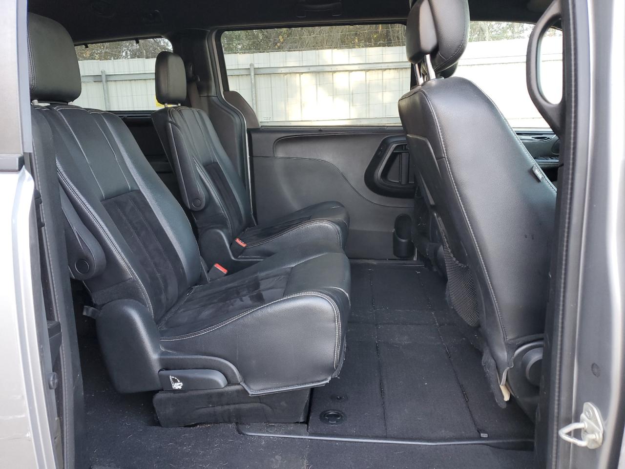 2017 Dodge Grand Caravan Sxt VIN: 2C4RDGCG7HR833969 Lot: 92985615