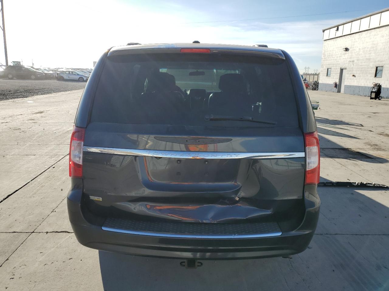 2014 Chrysler Town & Country Touring L VIN: 2C4RC1CG1ER284457 Lot: 92110345