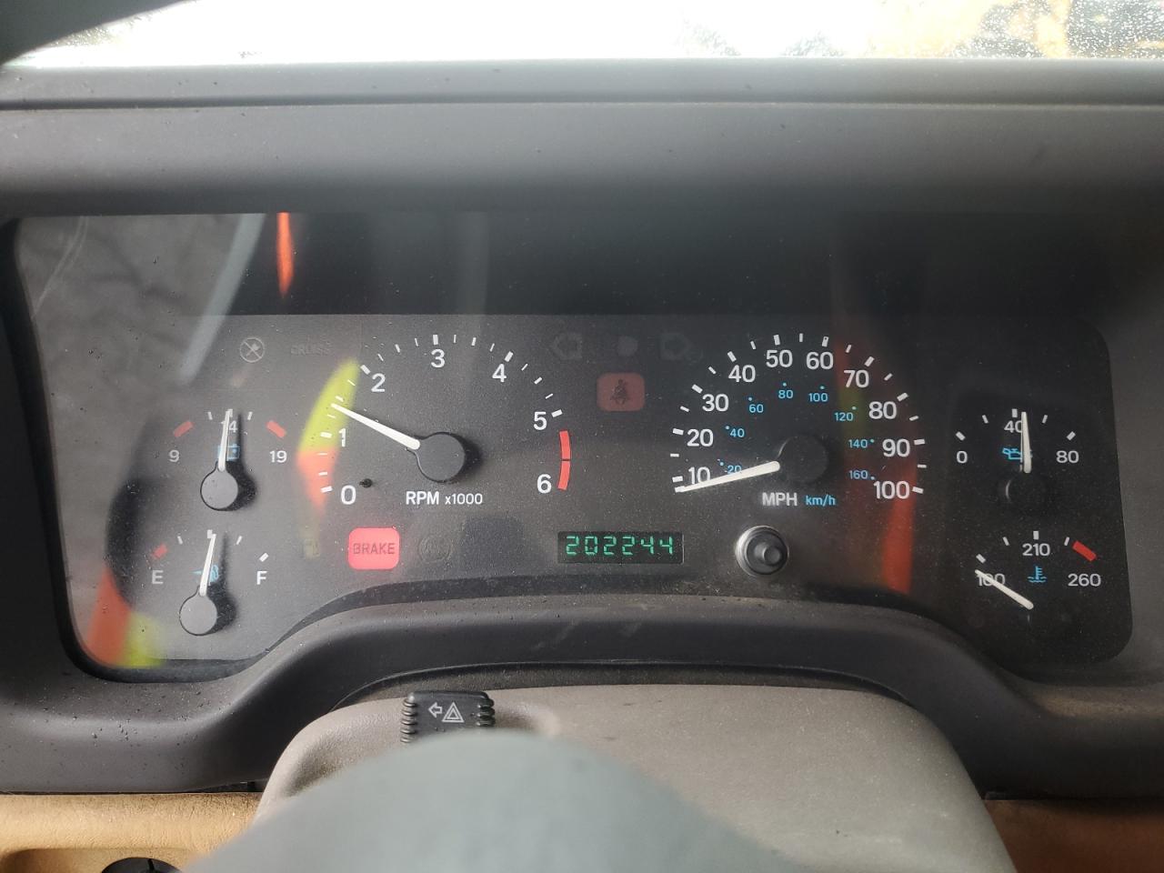 1998 Jeep Wrangler / Tj Se VIN: 1J4FY29P3WP767091 Lot: 93145235