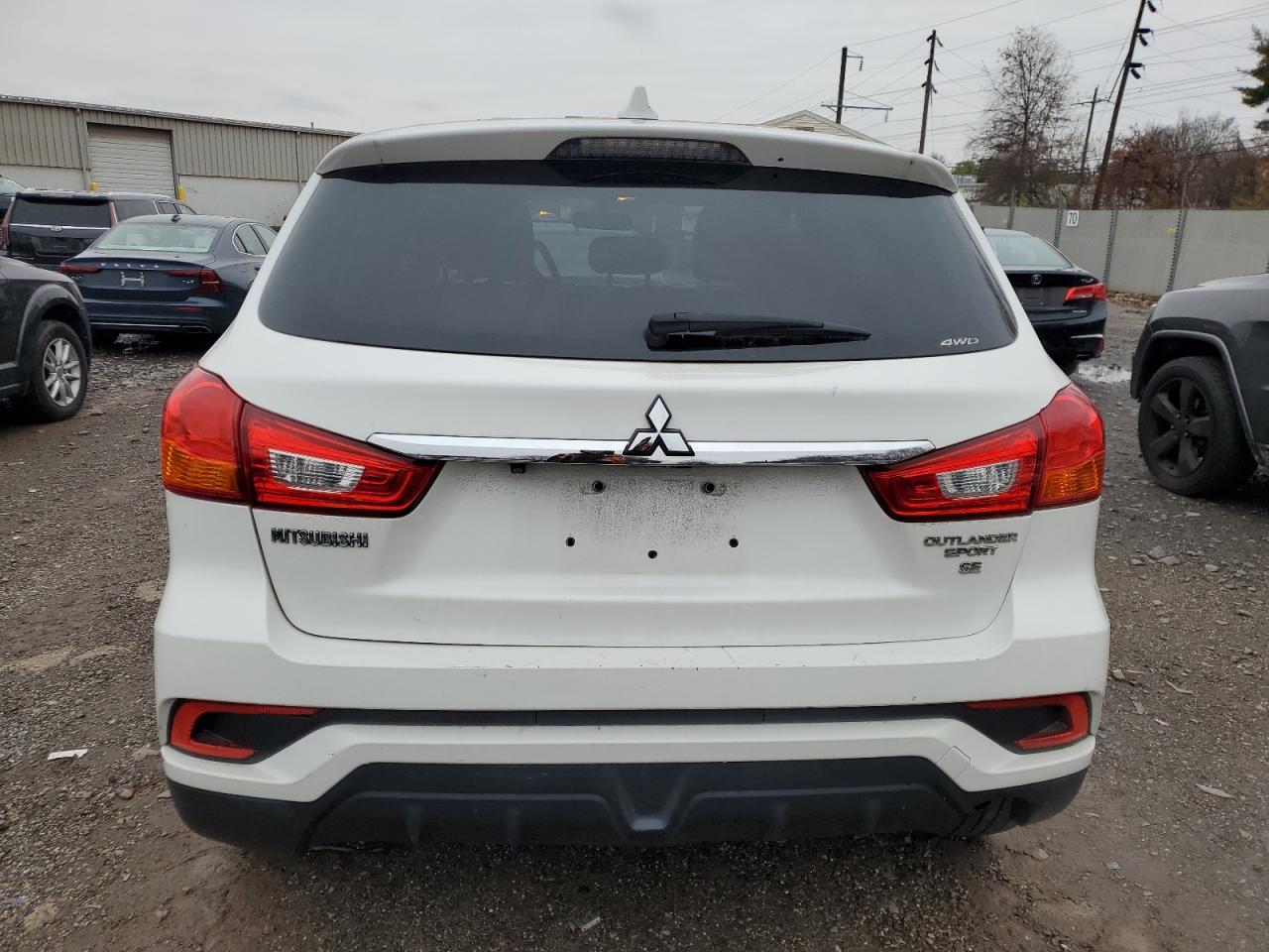 2018 Mitsubishi Outlander Sport Es VIN: JA4AR3AW8JU024744 Lot: 91706605