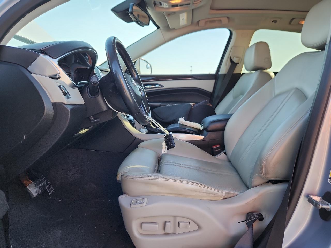 2014 Cadillac Srx Luxury Collection VIN: 3GYFNBE32ES582462 Lot: 93183295