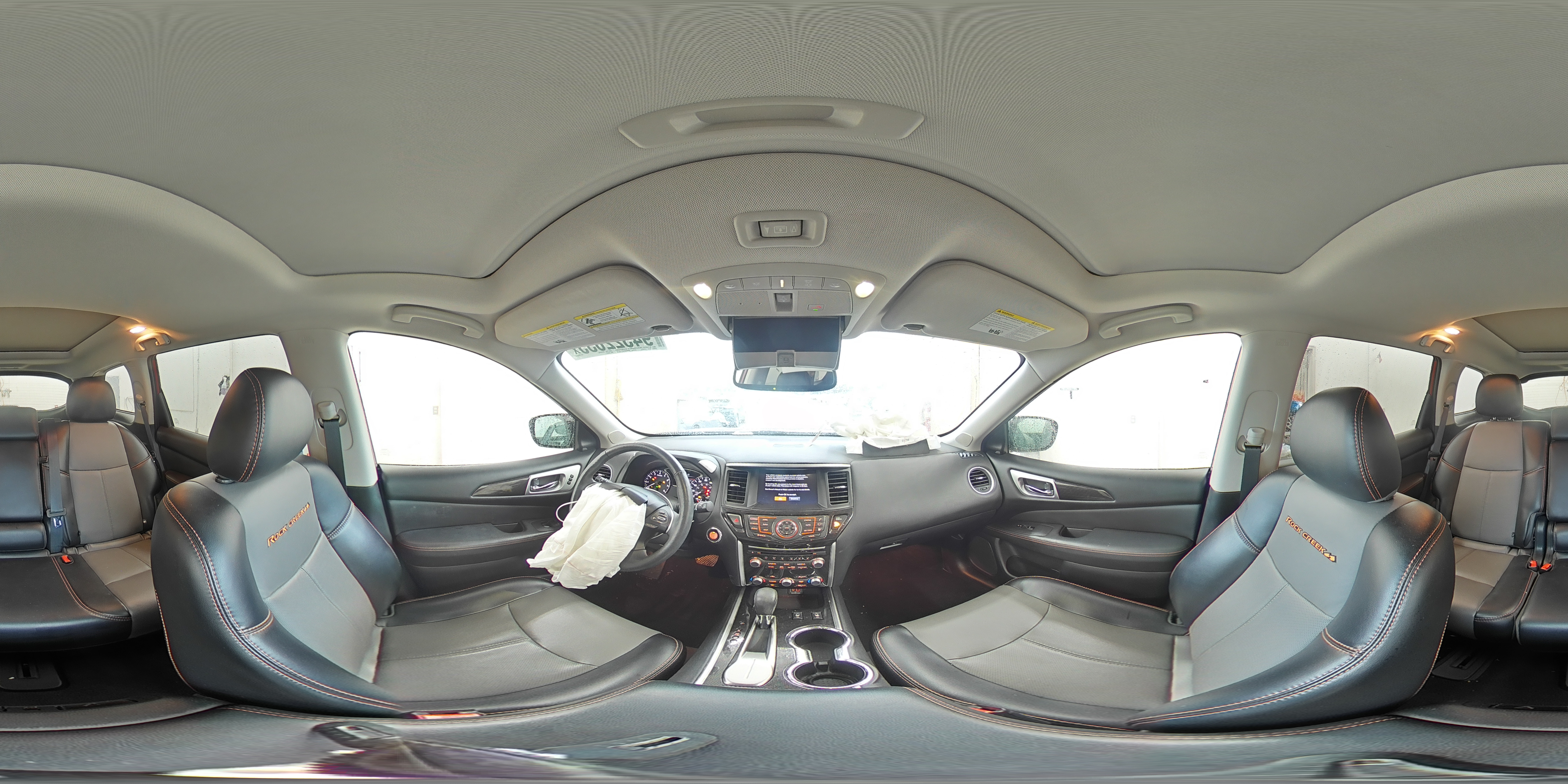 2019 Nissan Pathfinder S VIN: 5N1DR2MN1KC638571 Lot: 94322635