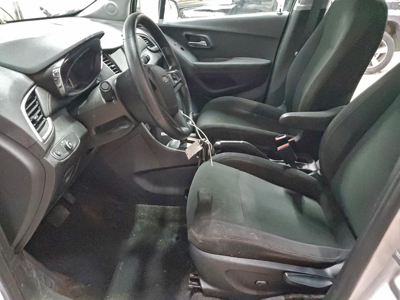 2019 Chevrolet Trax Ls VIN: 3GNCJKSB7KL249512 Lot: 92760095