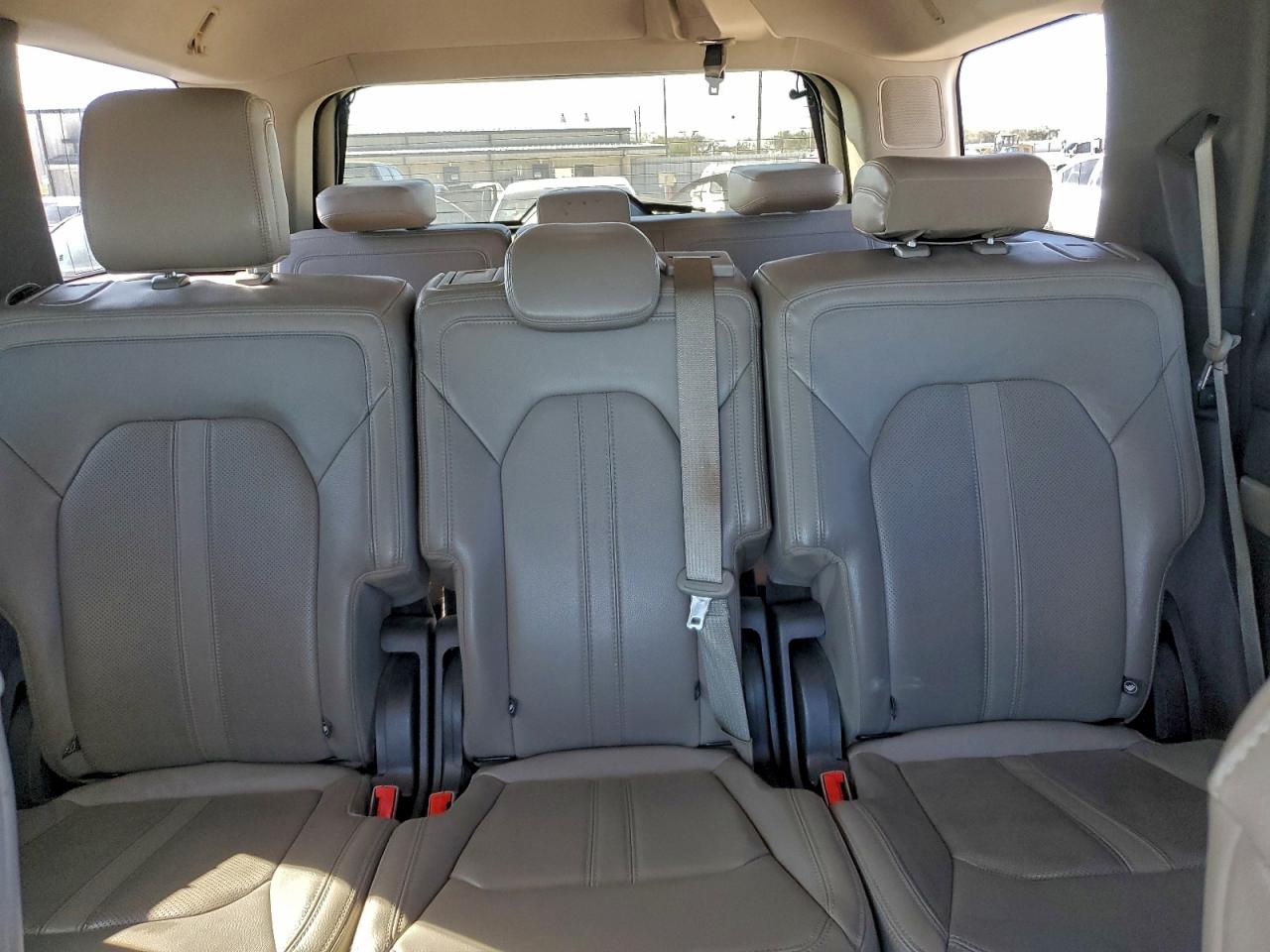 2018 Ford Expedition Limited VIN: 1FMJU1KT8JEA11074 Lot: 94327045