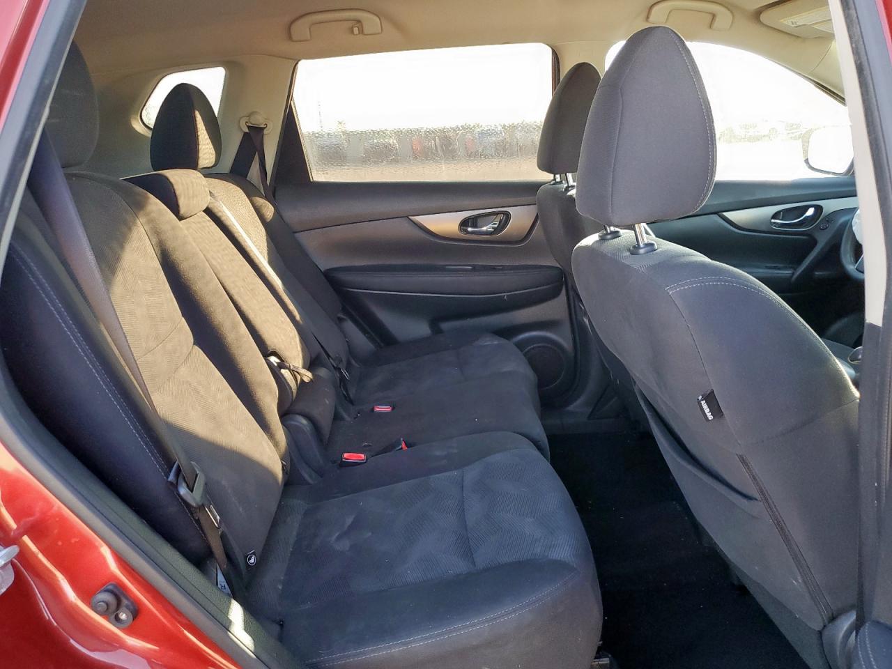 2016 Nissan Rogue S VIN: KNMAT2MT8GP670330 Lot: 92411105