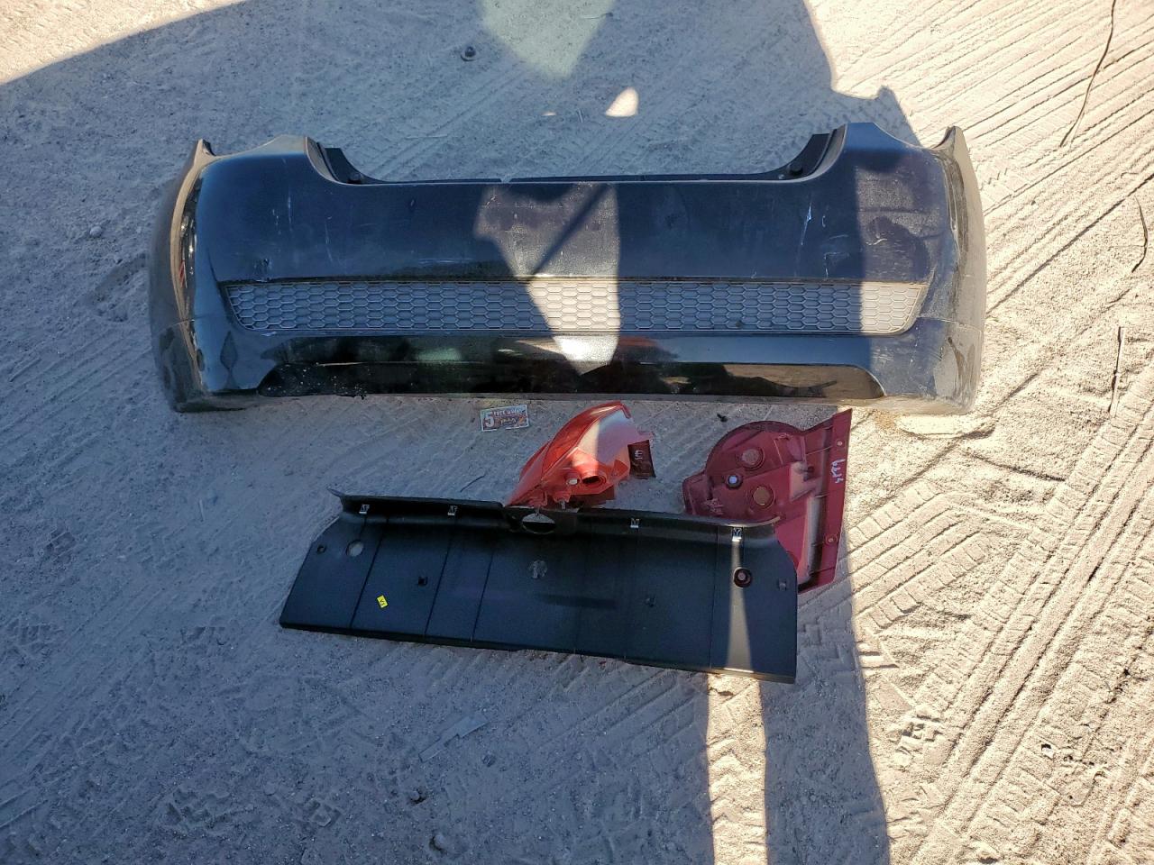 2011 Chevrolet Aveo Ls VIN: KL1TD6DE8BB155629 Lot: 91929795