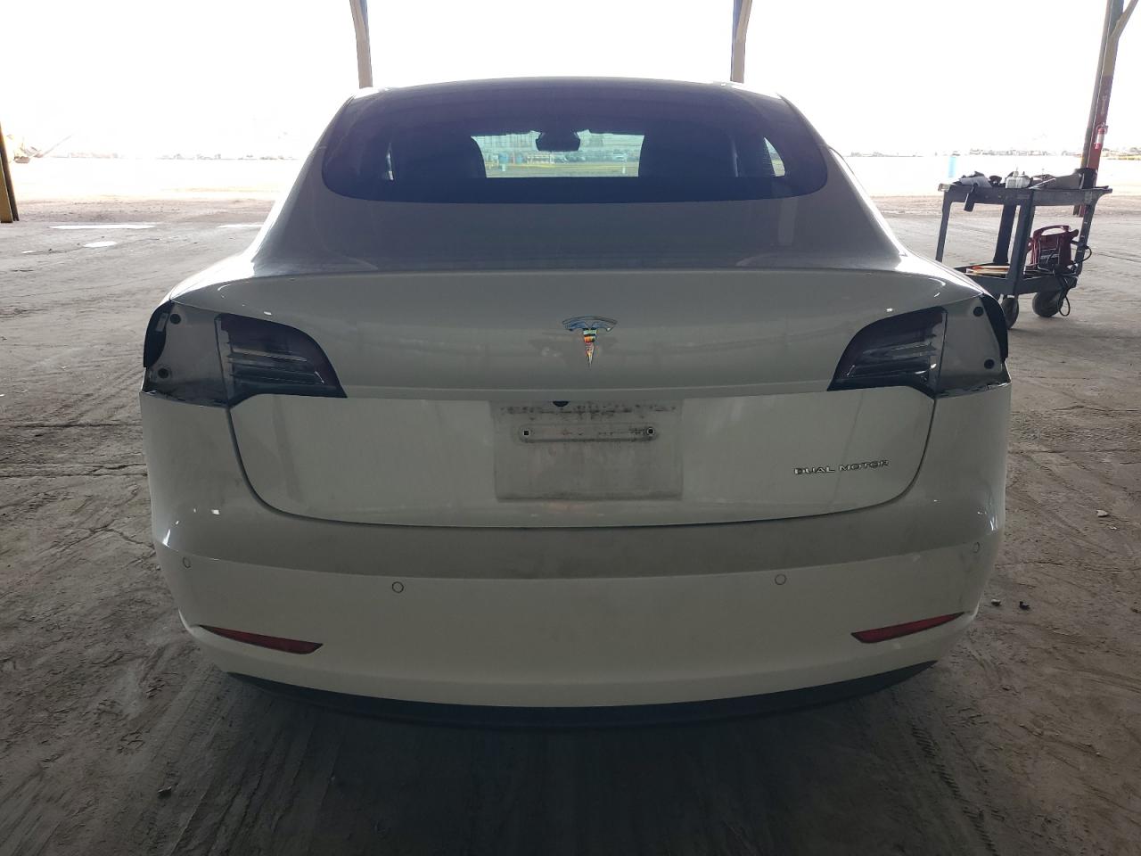 2022 Tesla Model 3 VIN: 5YJ3E1EB1NF157043 Lot: 92503135