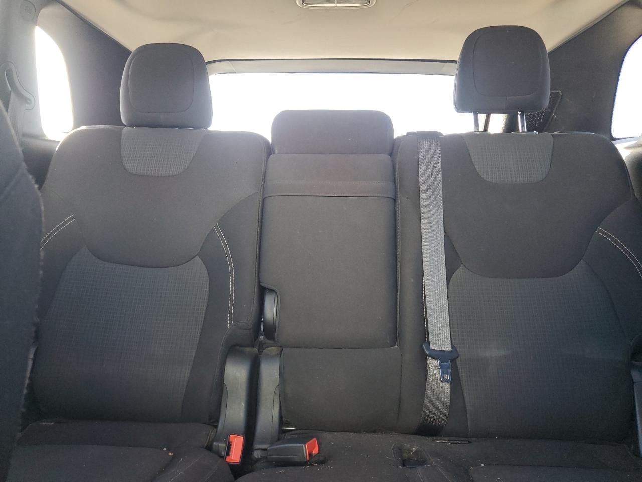 2016 Jeep Cherokee Latitude VIN: 1C4PJMCS1GW197395 Lot: 91361155