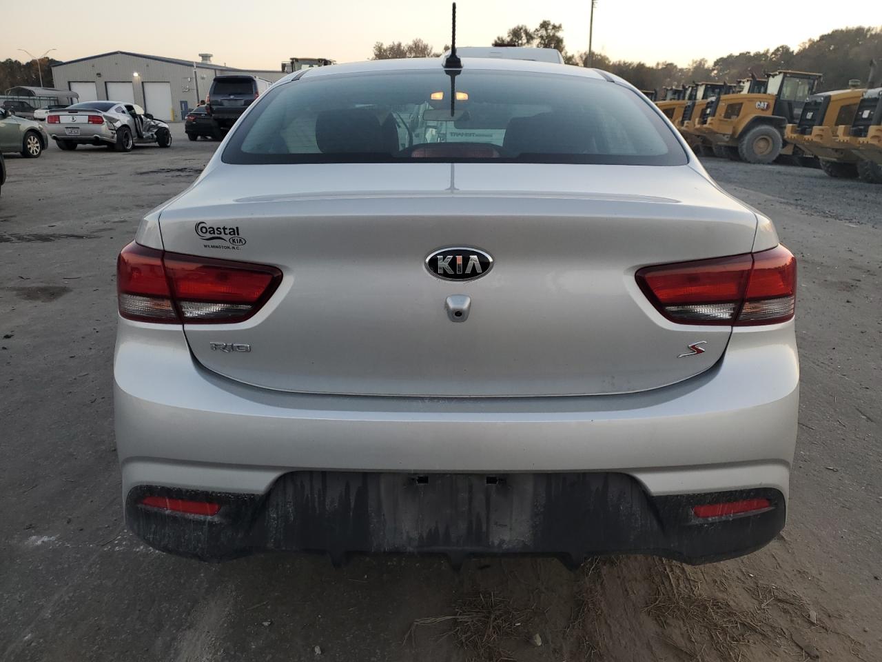 2020 Kia Rio Lx VIN: 3KPA24AD6LE285077 Lot: 90685295