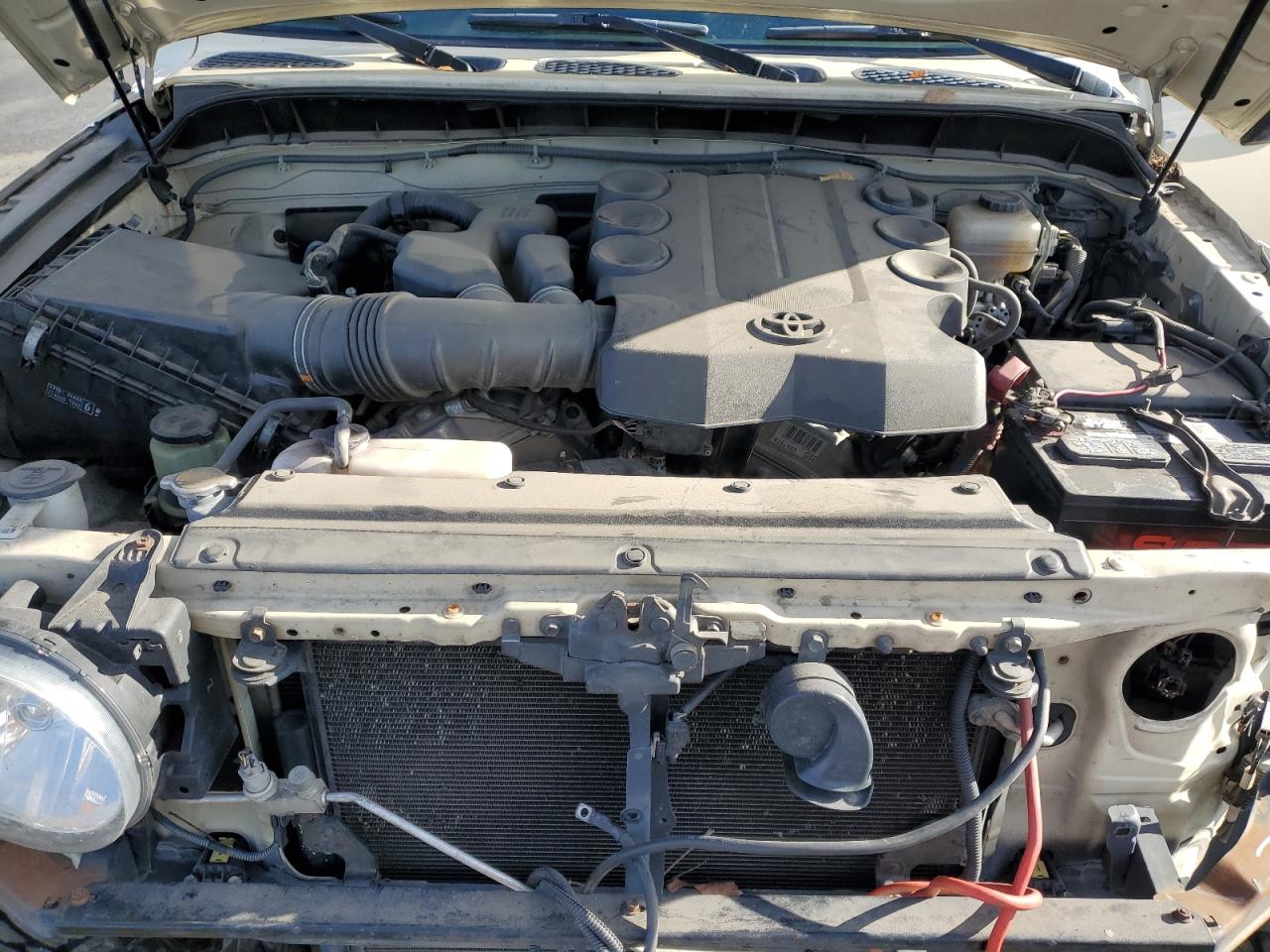 2010 Toyota Fj Cruiser VIN: JTEBU4BF6AK095543 Lot: 92824275