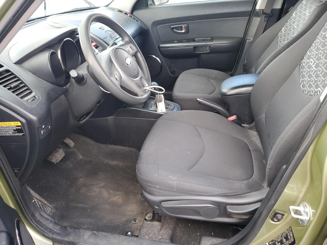 2011 Kia Soul + VIN: KNDJT2A24B7330273 Lot: 93200195