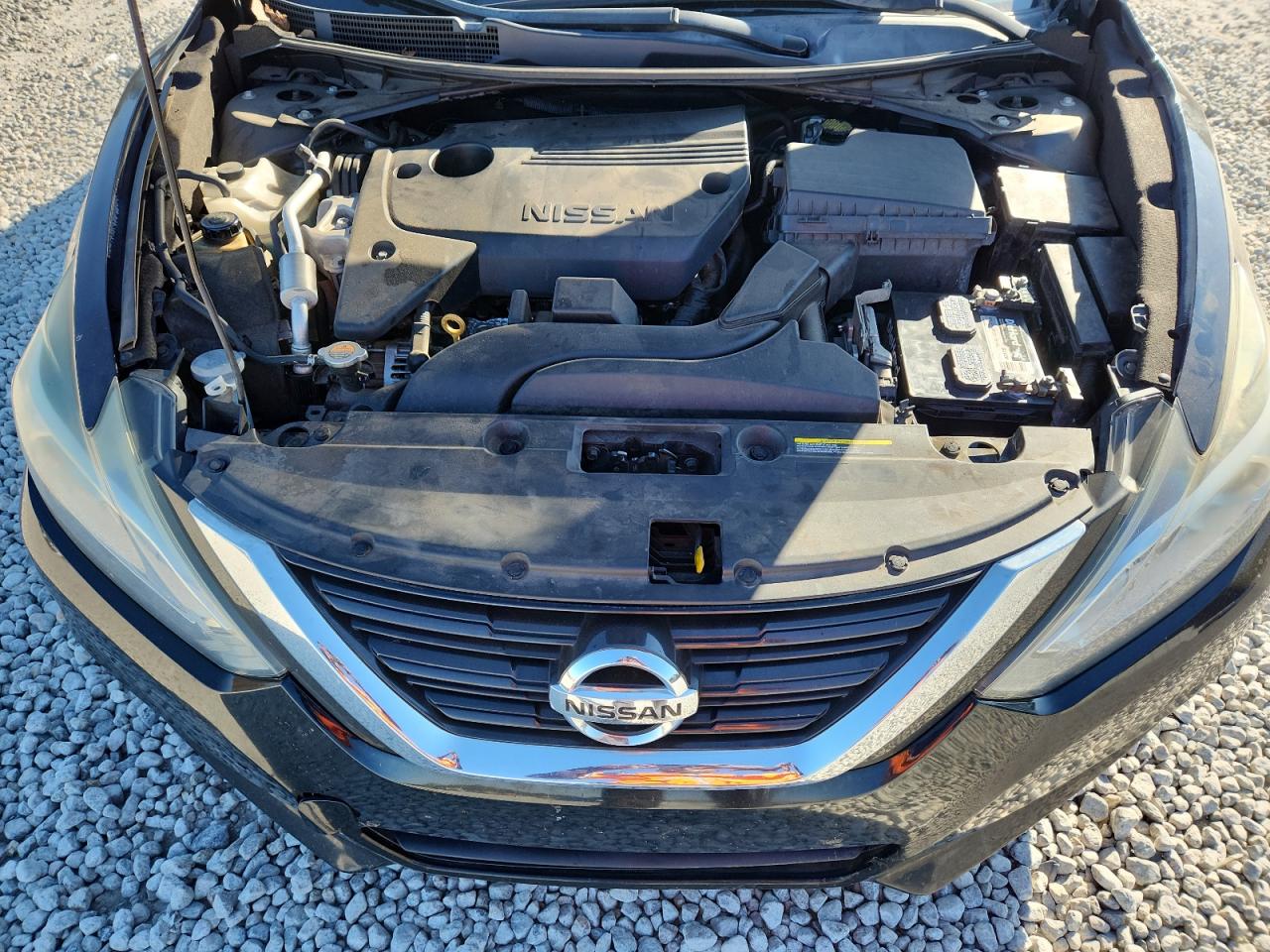 2017 Nissan Altima 2.5 VIN: 1N4AL3AP4HN360174 Lot: 93384325