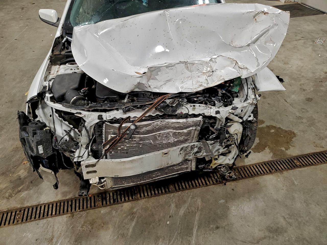 2018 Chevrolet Malibu Lt VIN: 1G1ZD5ST2JF129199 Lot: 94708375