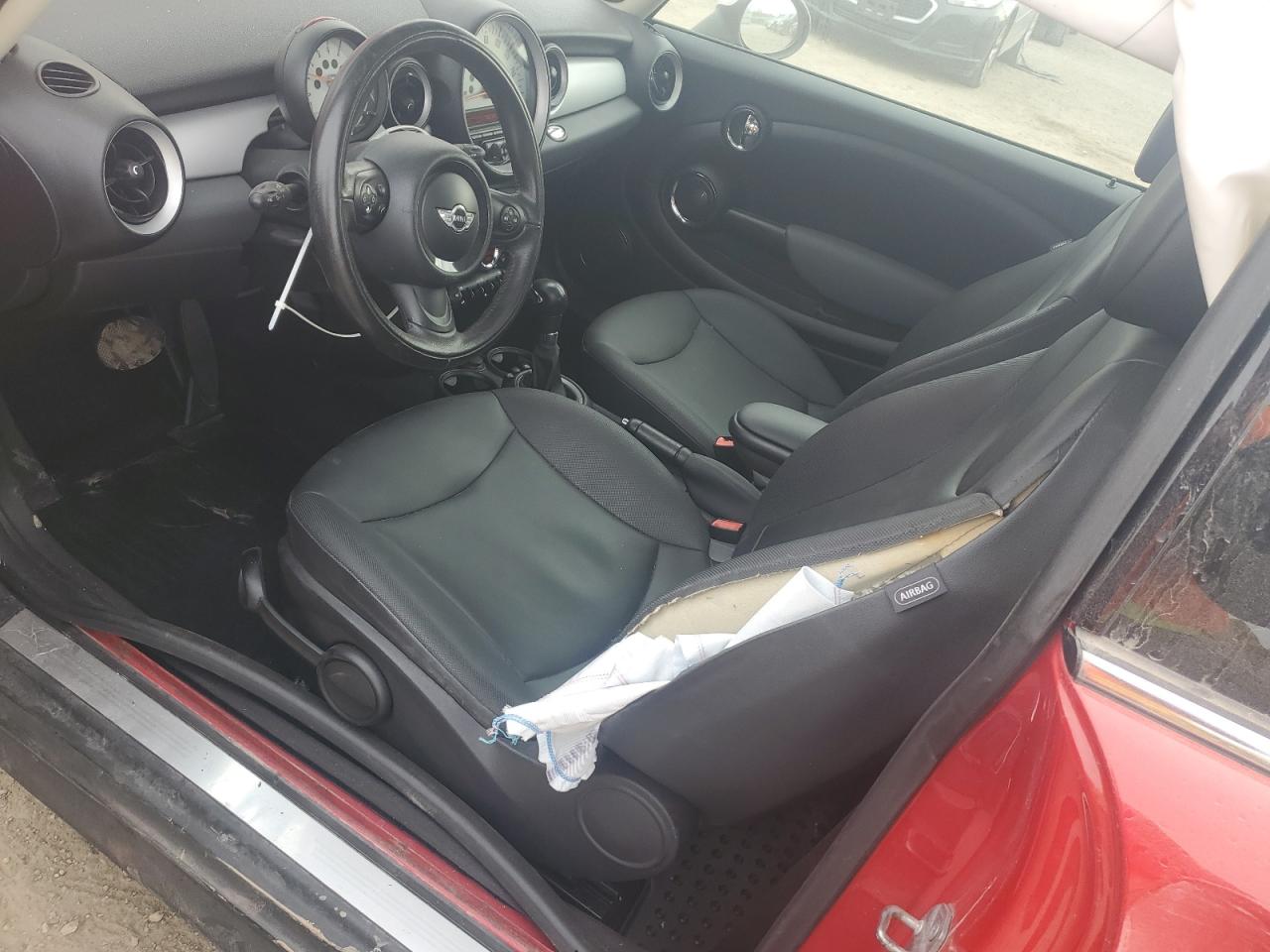 2011 Mini Cooper VIN: WMWSU3C57BT253319 Lot: 91182195