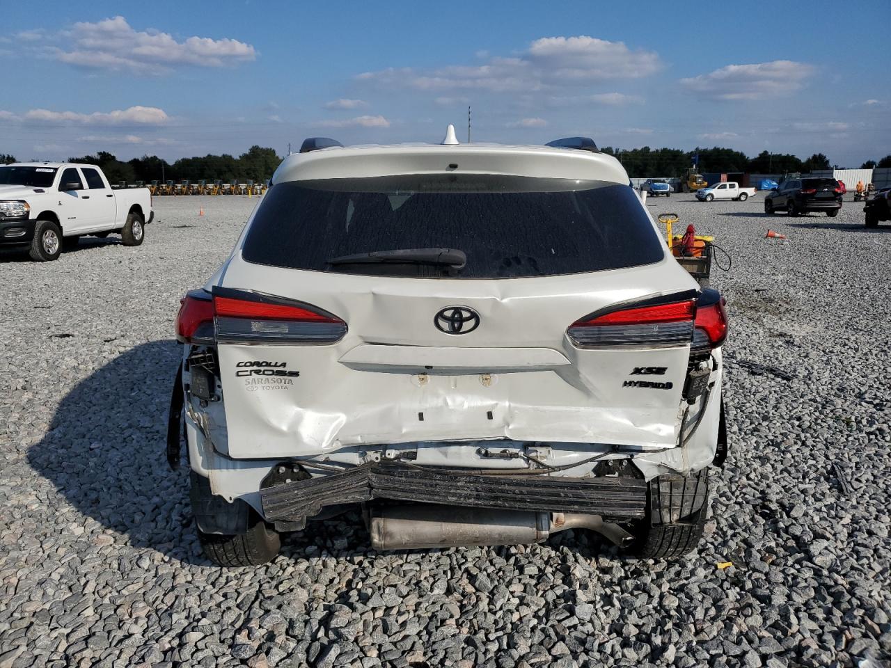 2023 Toyota Corolla Cross Le VIN: 7MUFBABG2PV002043 Lot: 93287175