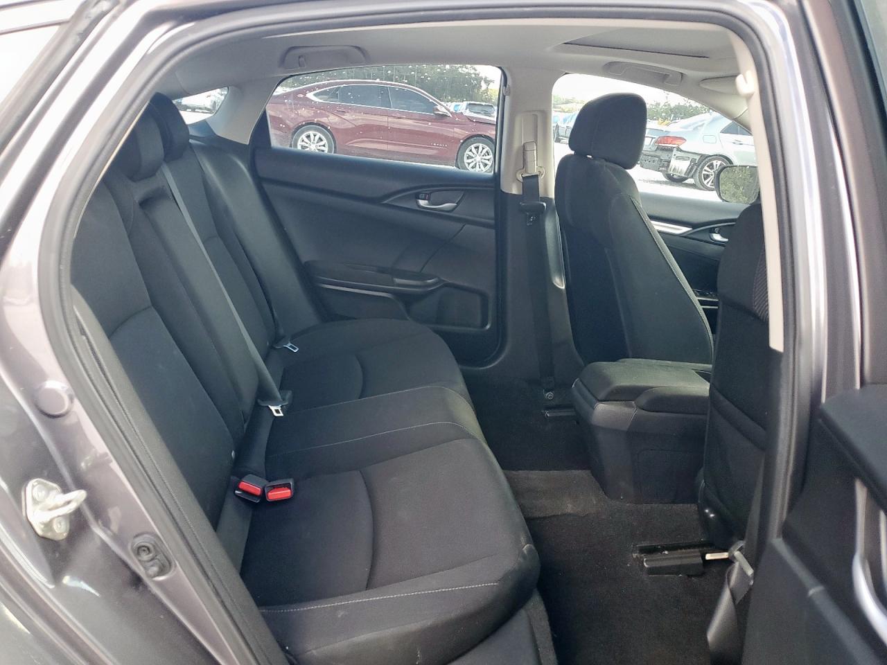 2018 Honda Civic Ex VIN: 19XFC2F77JE013497 Lot: 92830345