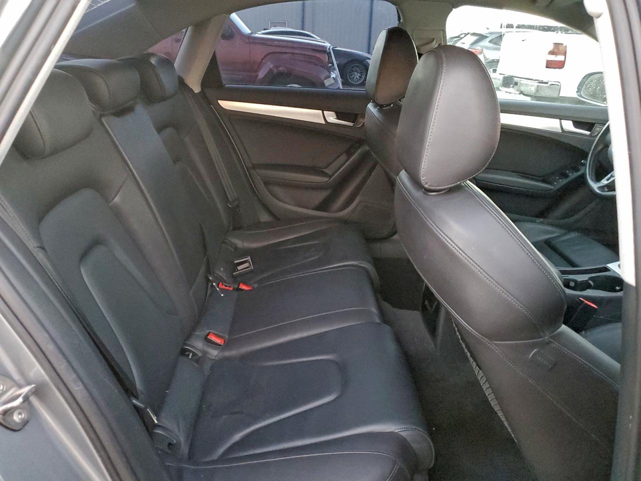 2010 Audi A4 Premium Plus VIN: WAUEFAFL6AN069448 Lot: 93979815