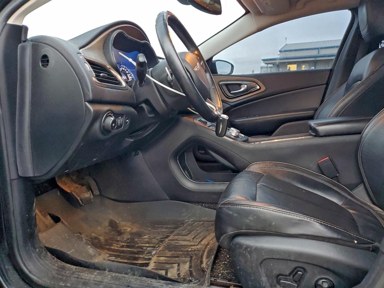 2015 Chrysler 200 C VIN: 1C3CCCEG4FN511142 Lot: 94073955