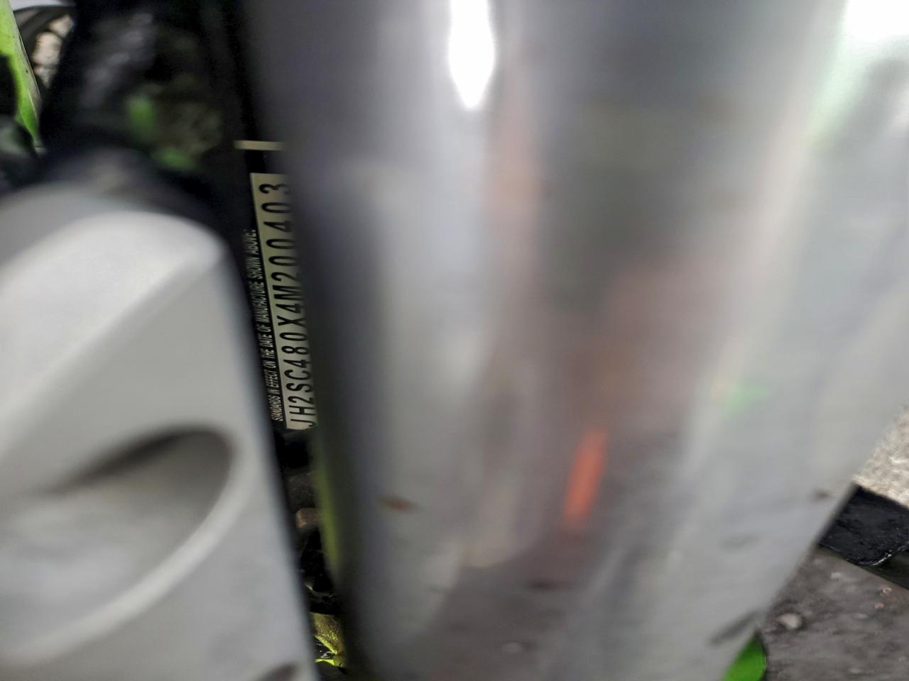 2004 Honda Cb900 F VIN: JH2SC480X4M200403 Lot: 93680545