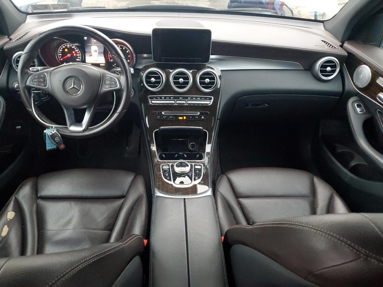 2018 Mercedes-Benz Glc 300 VIN: WDC0G4JB6JV077117 Lot: 93500365