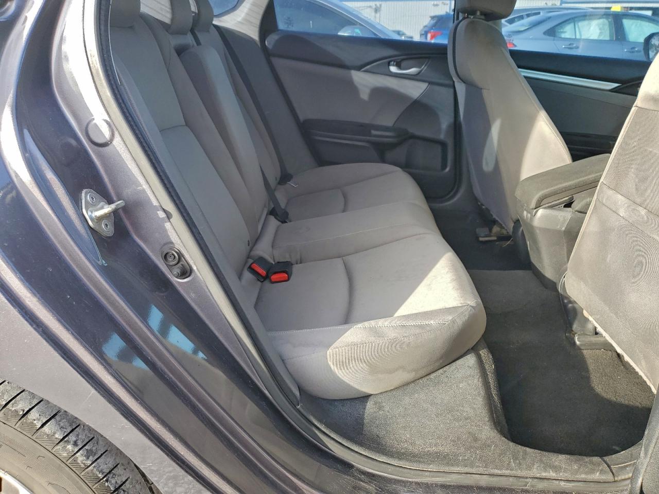 2018 Honda Civic Ex VIN: 2HGFC2F70JH586828 Lot: 94684415