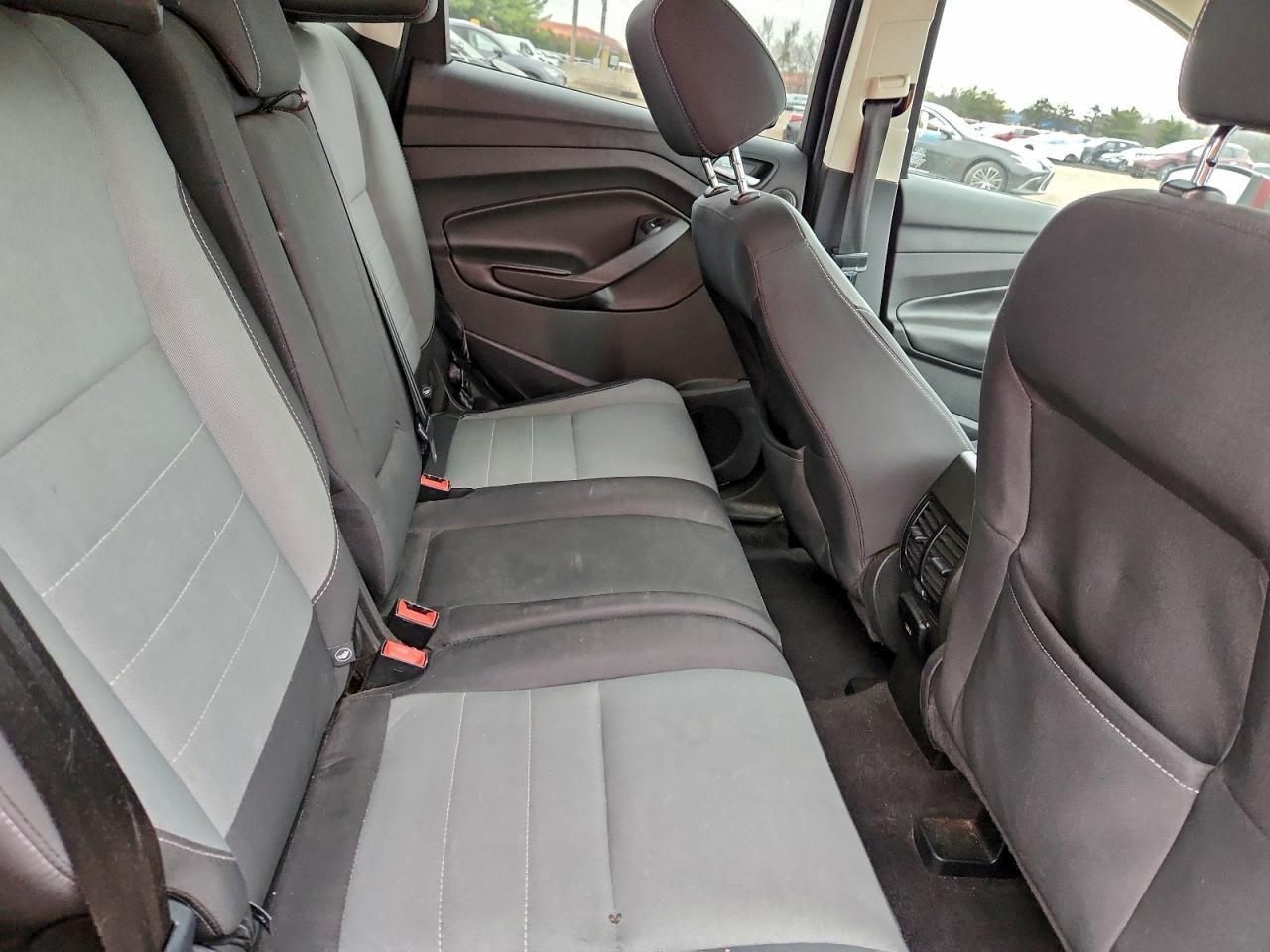 2016 Ford Escape Se VIN: 1FMCU9GX4GUB50605 Lot: 93663015