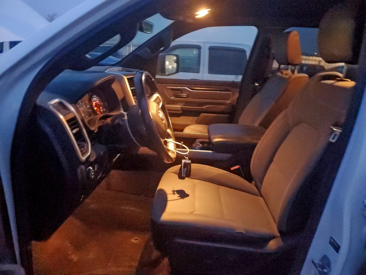 2022 Ram 1500 Big Horn/Lone Star VIN: 1C6SRFFT6NN427672 Lot: 93853595