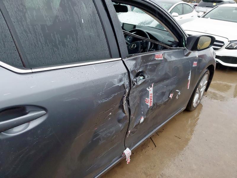 2017 LEXUS CT 200H 1.8 PREMIER 5DR CVT AUTO