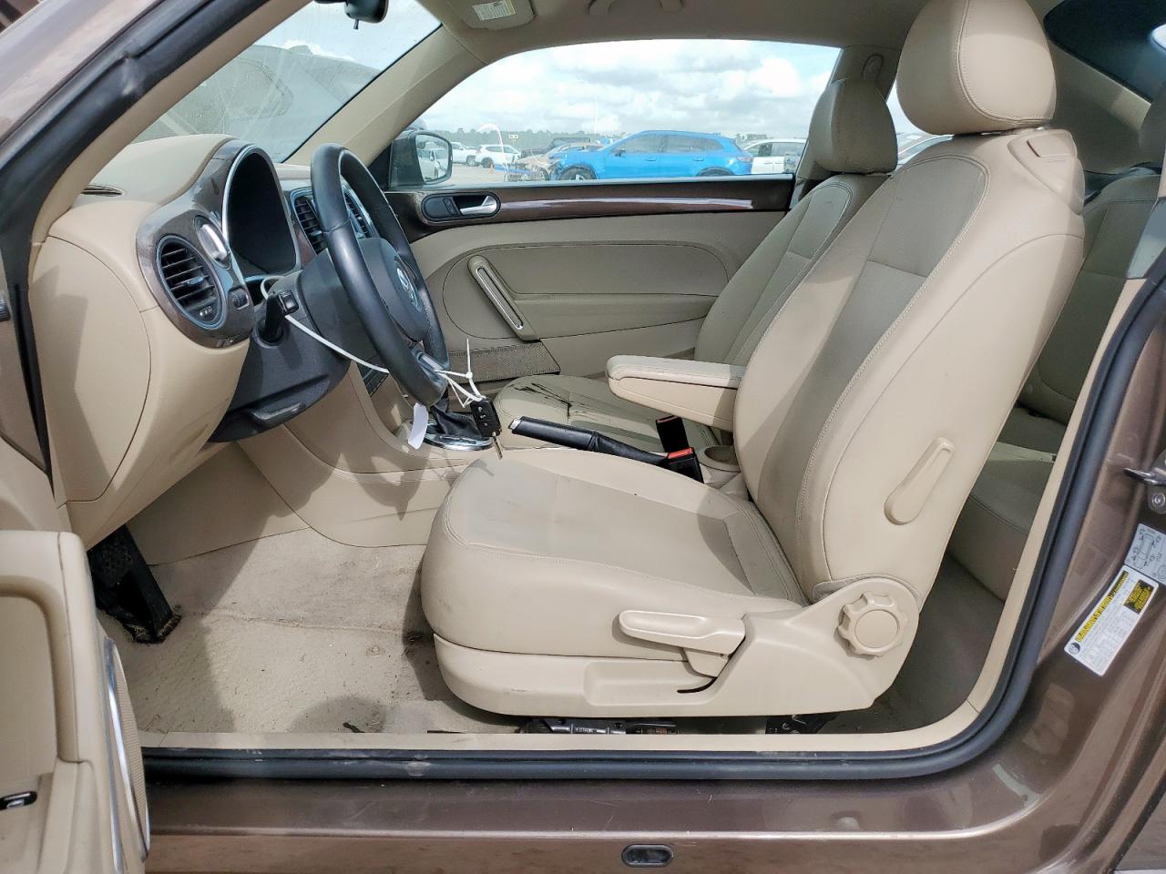 2013 Volkswagen Beetle VIN: 3VWJP7AT1DM682663 Lot: 93372085