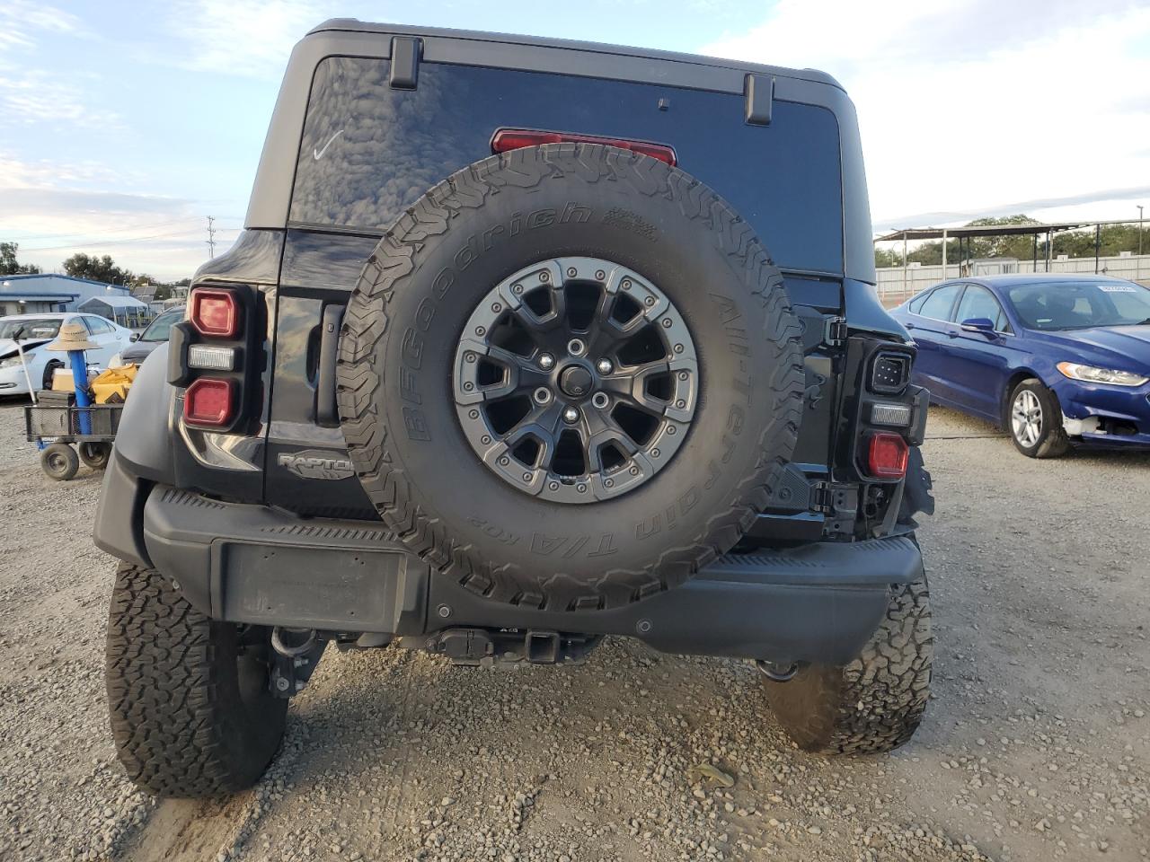 2022 Ford Bronco Raptor VIN: 1FMEE5JRXNLA52643 Lot: 93091025