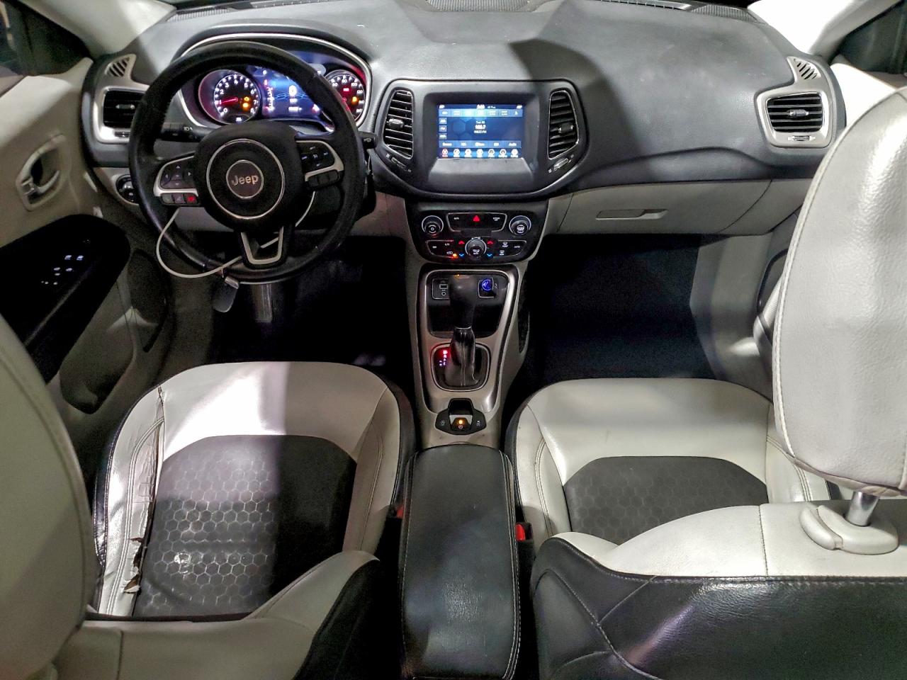 2019 Jeep Compass Latitude VIN: 3C4NJCBB5KT616527 Lot: 93692955