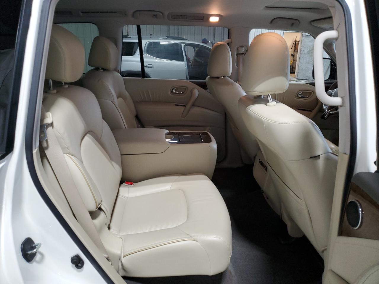 2017 Infiniti Qx80 Base VIN: JN8AZ2NE4H9153180 Lot: 92060955