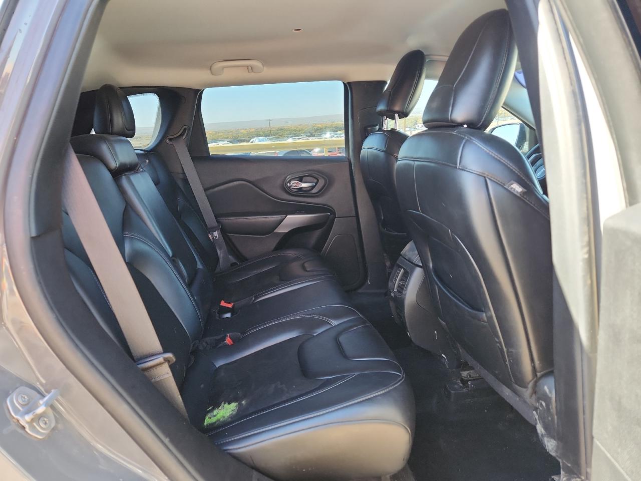 2019 Jeep Cherokee Latitude Plus VIN: 1C4PJMLXXKD477512 Lot: 86128335