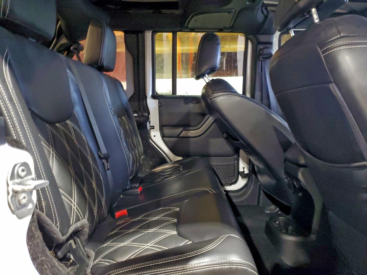 2017 Jeep Wrangler Unlimited Sport VIN: 1C4BJWDG2HL542310 Lot: 94728615