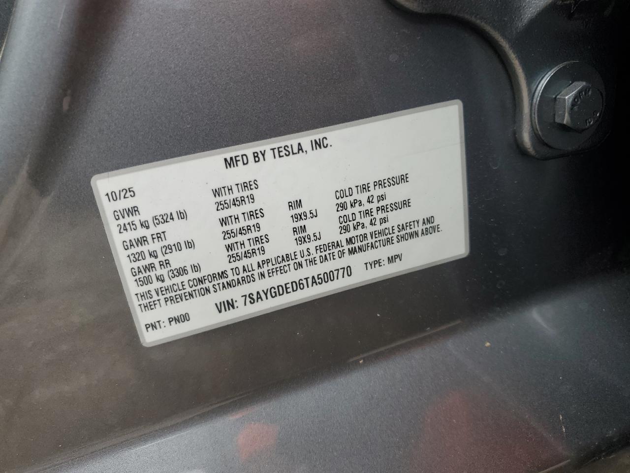 2026 Tesla Model Y VIN: 7SAYGDED6TA500770 Lot: 90715025