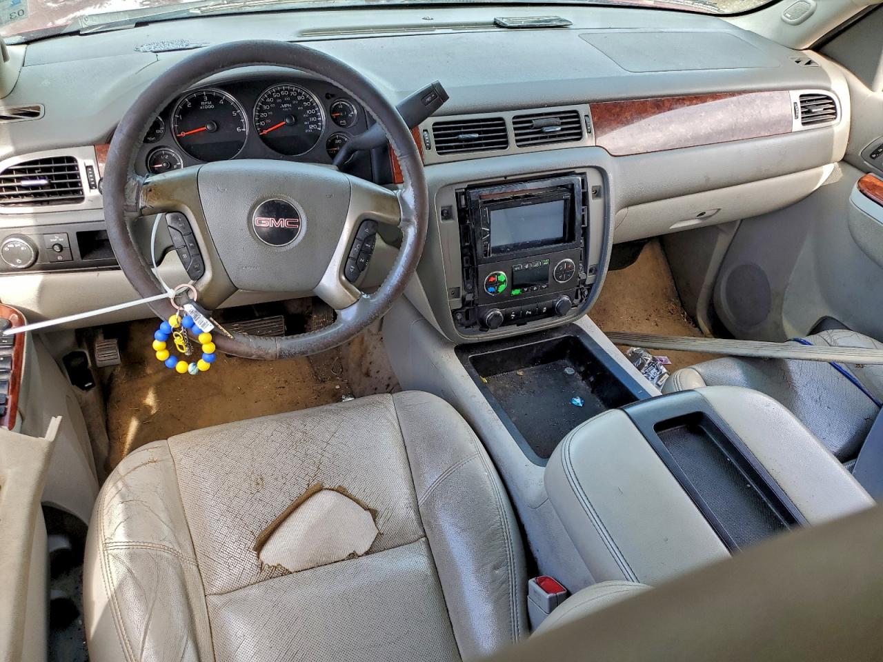 2013 GMC Yukon Xl C1500 Slt VIN: 1GKS1KE08DR275809 Lot: 93438685