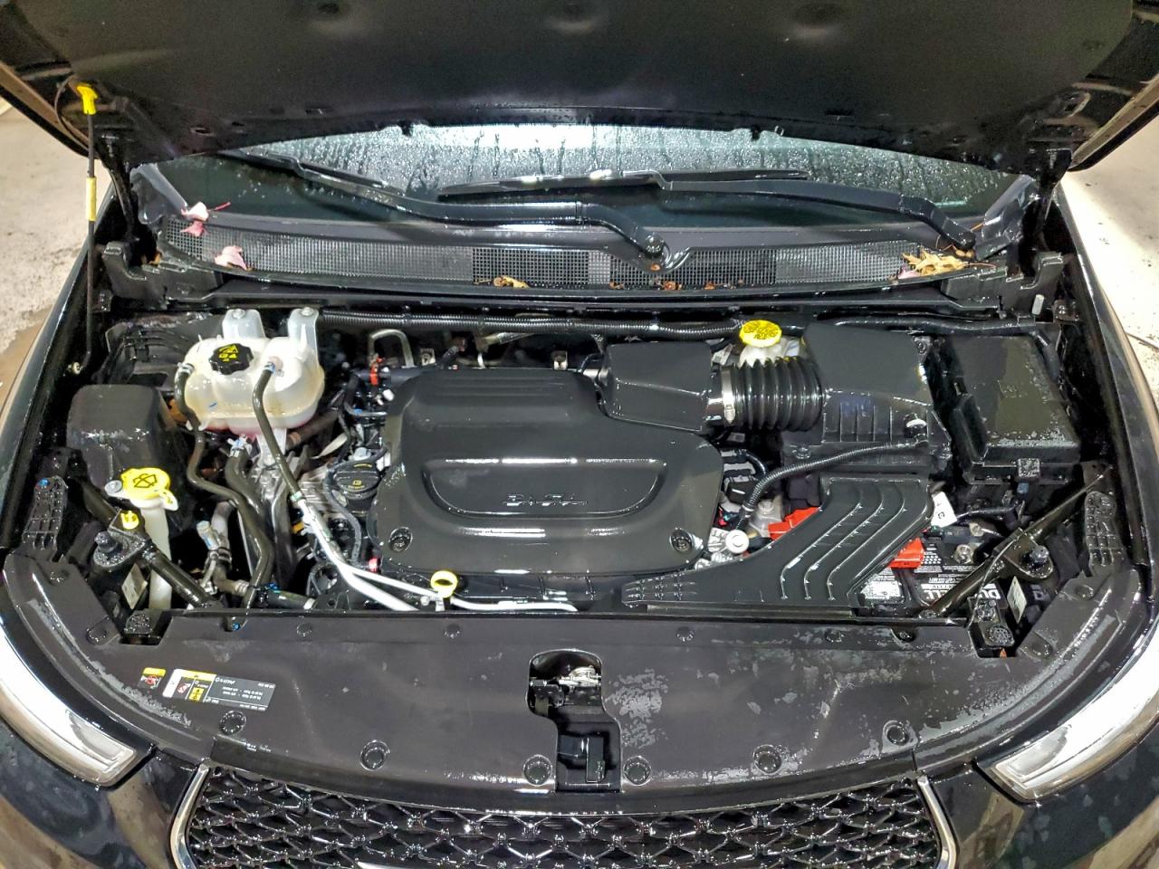 2024 Chrysler Pacifica Touring L VIN: 2C4RC1BG7RR124672 Lot: 94424505