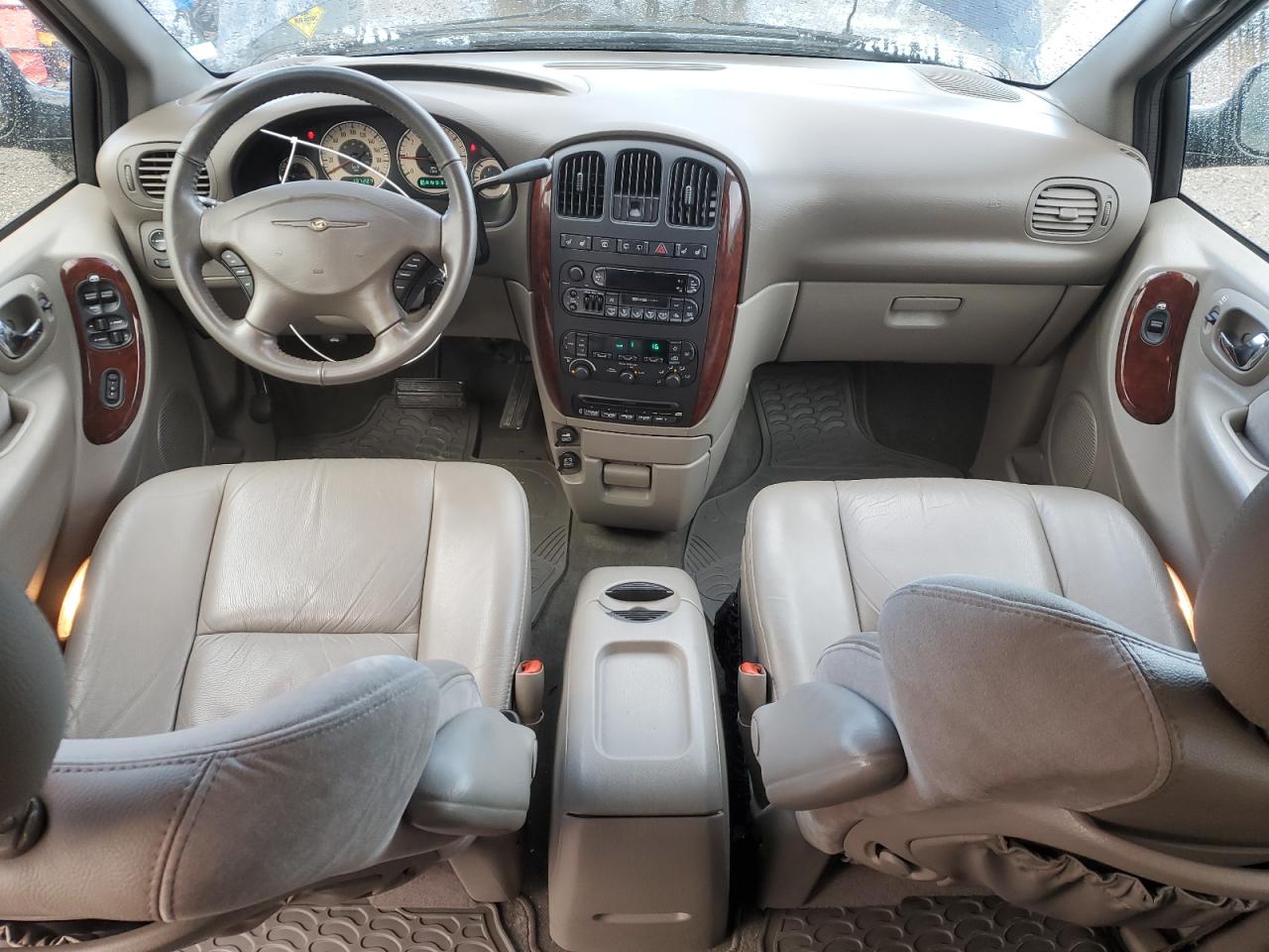 2001 Chrysler Town & Country Limited VIN: 2C8GP64L01R382926 Lot: 91299425