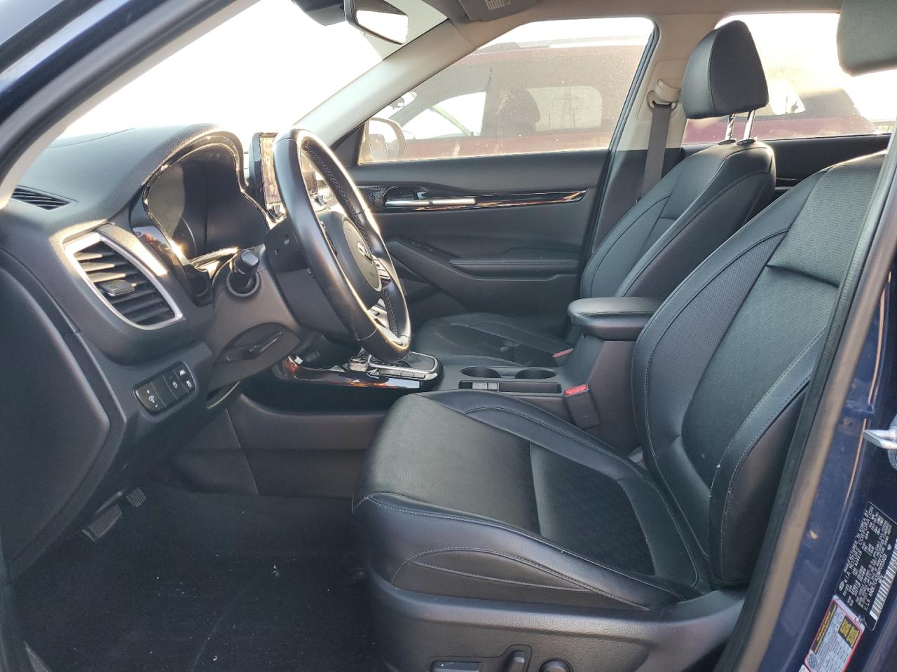 2021 Kia Seltos Sx VIN: KNDETCA23M7055103 Lot: 92425335