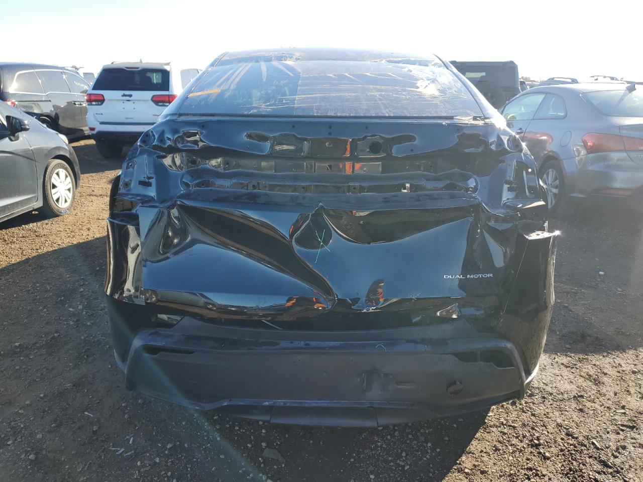 2026 Tesla Model Y VIN: 7SAYGDEE5TF360934 Lot: 91804875