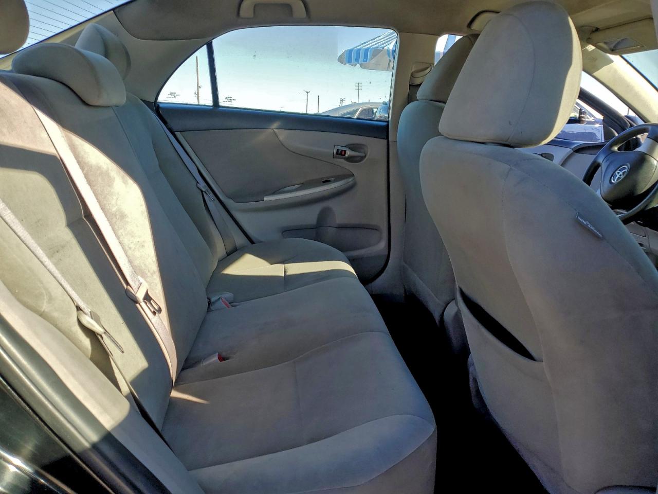 2011 Toyota Corolla Base VIN: 2T1BU4EE8BC586528 Lot: 94513495