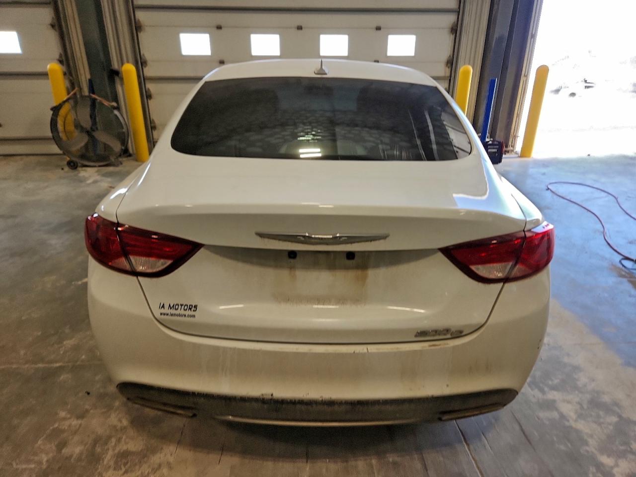 2015 Chrysler 200 C VIN: 1C3CCCCG4FN545665 Lot: 94310145