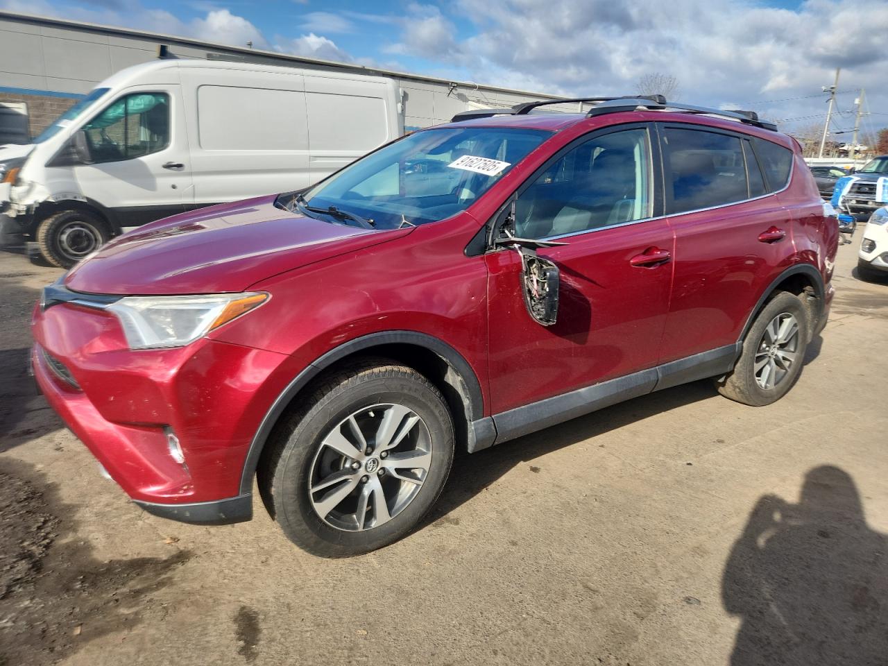 2T3RFREV1JW790033 TOYOTA RAV4 Photo 1