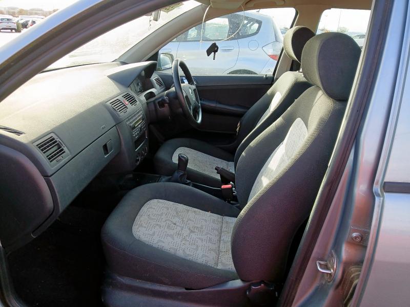 2004 SKODA FABIA 1.2 12V COMFORT 5DR 64HP